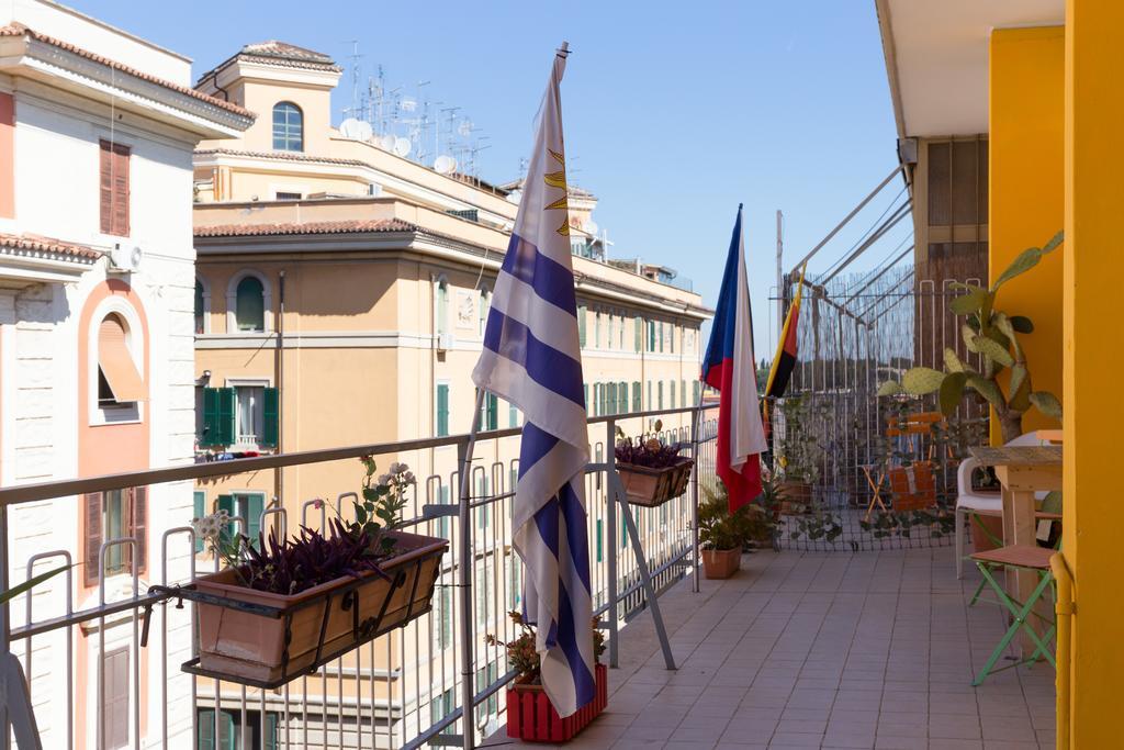 B&B Roma Citta Aperta Bagian luar foto