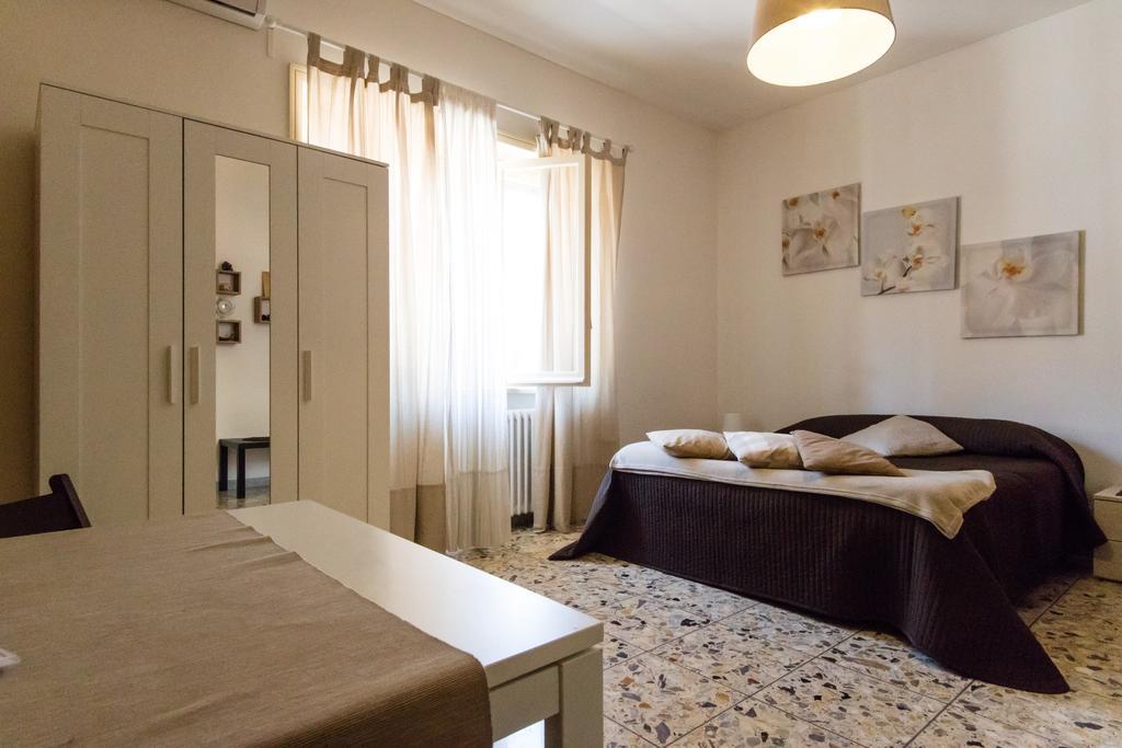 B&B Roma Citta Aperta Bagian luar foto