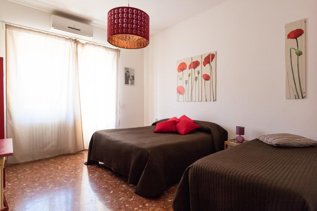 B&B Roma Citta Aperta Bagian luar foto